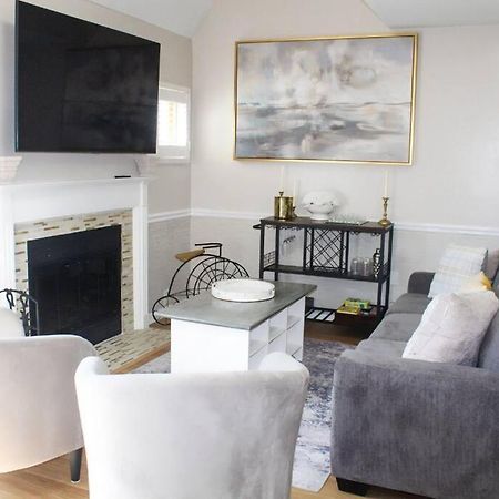 Cozy French Style Villa- 3 Bed-Casino-Pools-Jacuzzi Norwich Eksteriør bilde