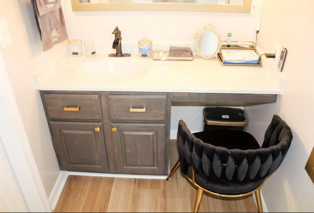 Cozy French Style Villa- 3 Bed-Casino-Pools-Jacuzzi Norwich Eksteriør bilde