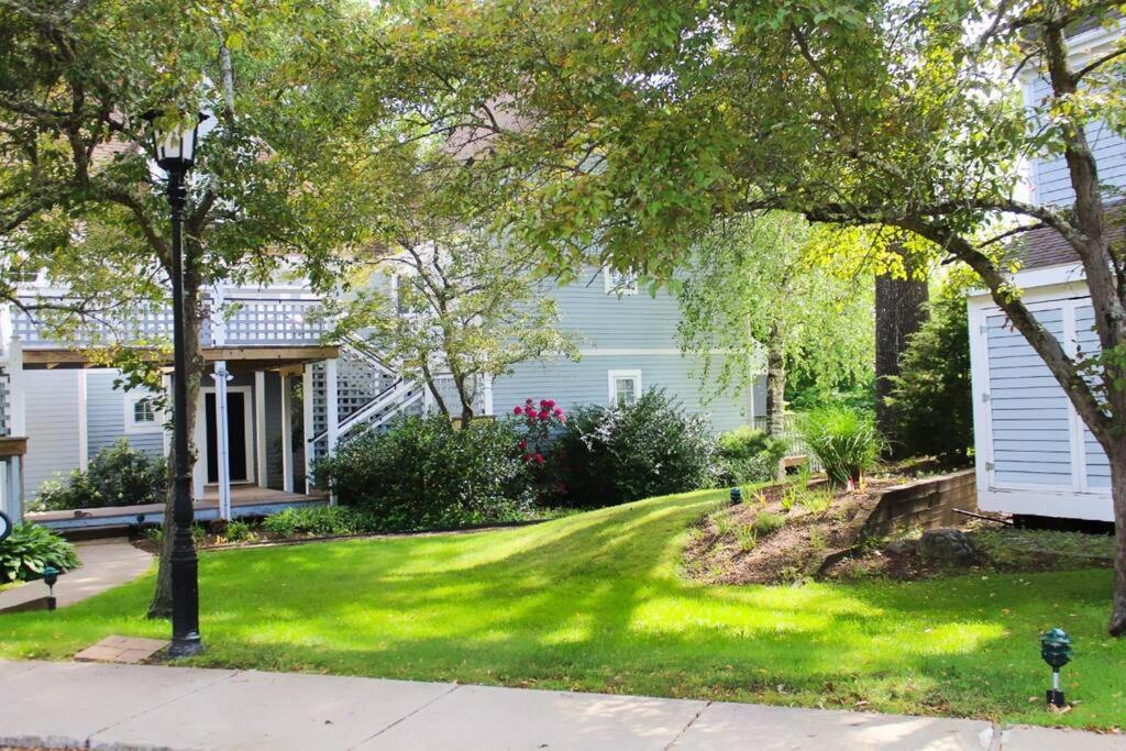 Cozy French Style Villa- 3 Bed-Casino-Pools-Jacuzzi Norwich Eksteriør bilde